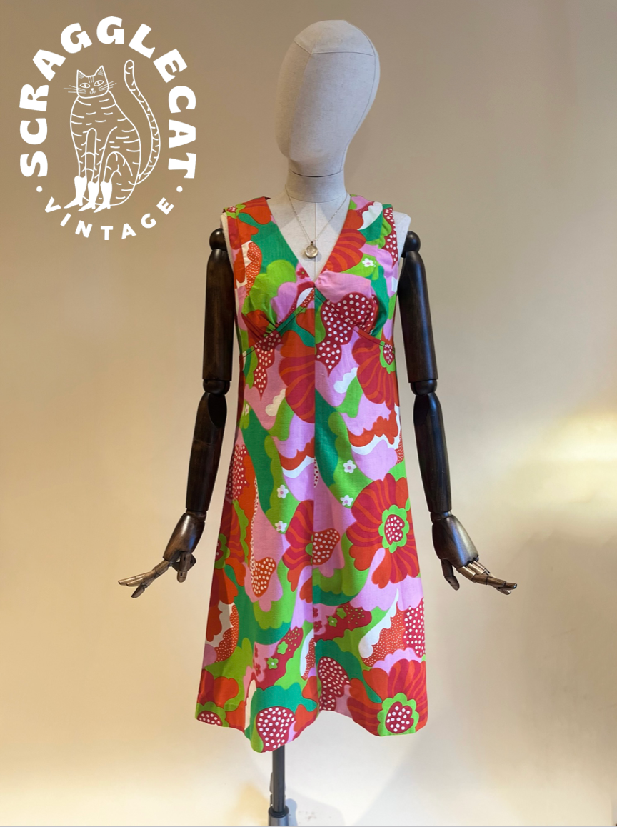 Vintage hot 1960s psychedelic dress